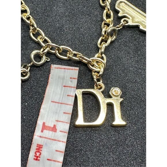 Bundle Set of two Vintage Di Gold Tone 5 Dangle Charms Chain Link Bracelets Good - Picture 7 of 12